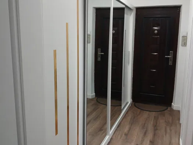 1 camera,  decomandat,  35 mp, de inchiriat apartament in zona Central,  (Palas) 161603