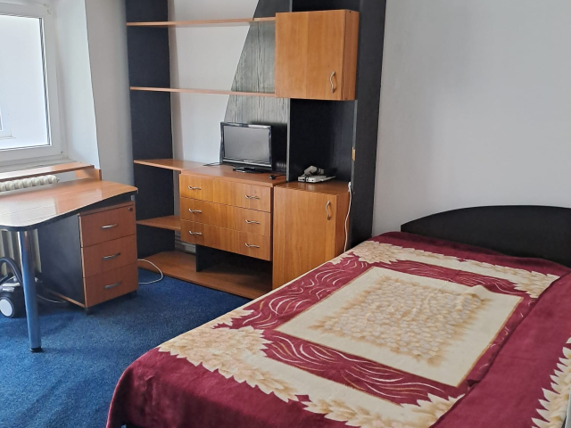 1 camera,  decomandat,  35 mp, de inchiriat apartament in zona Nicolina,  (Ldil) 162733