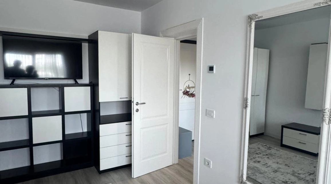 Oferta De inchiriat apartament nou, 1 camera, decomandat, 37 mp, Poitiers,  Poities Towers imagine 3