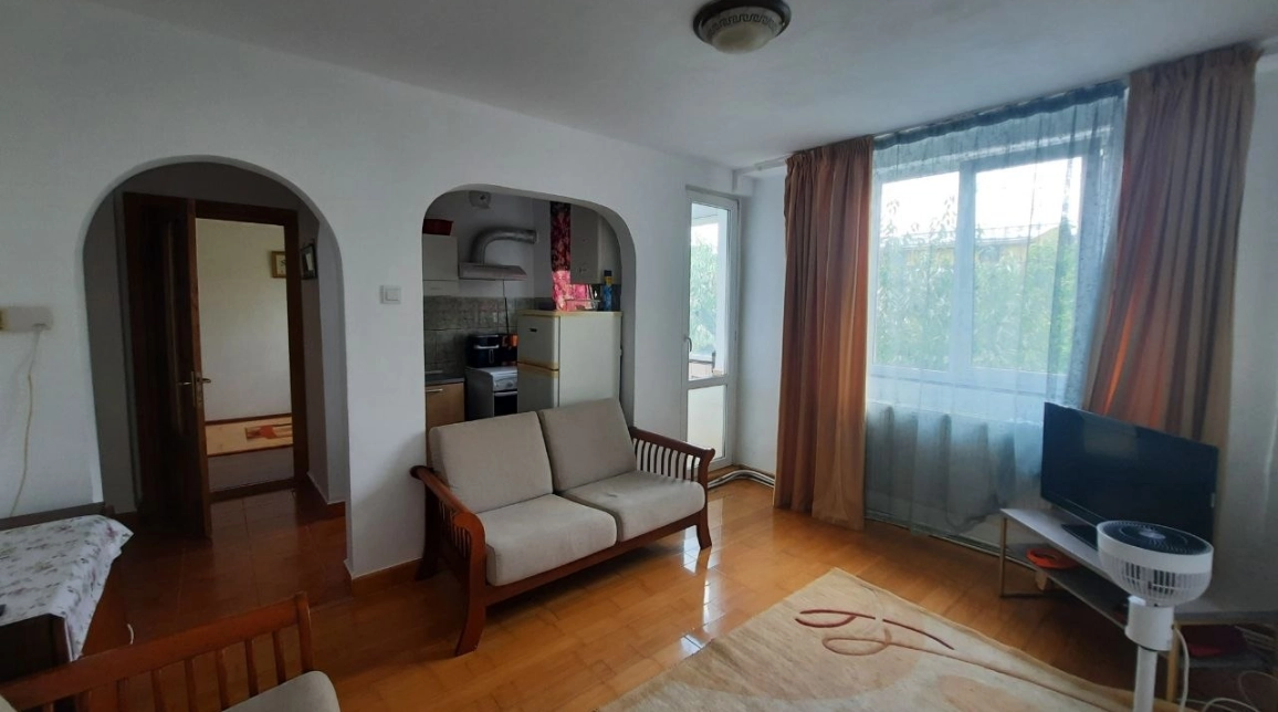 Oferta Darmanesti apartament 50 mp, 4 camere, semidecomandat, de vanzare,  Piata Darmanesti / Market Adridan / Profi imagine 4