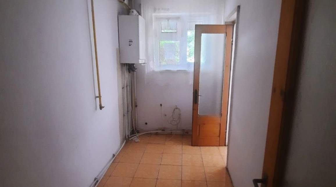 Oferta De vanzare apartament, 2 camere, semidecomandat, 43 mp, Darmanesti,  Adridan / Dispensar imagine 3