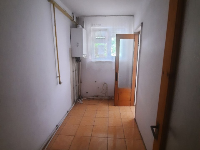 De vanzare apartament, 2 camere,  semidecomandat,  43 mp, Darmanesti,  (Adridan / Dispensar) 162887