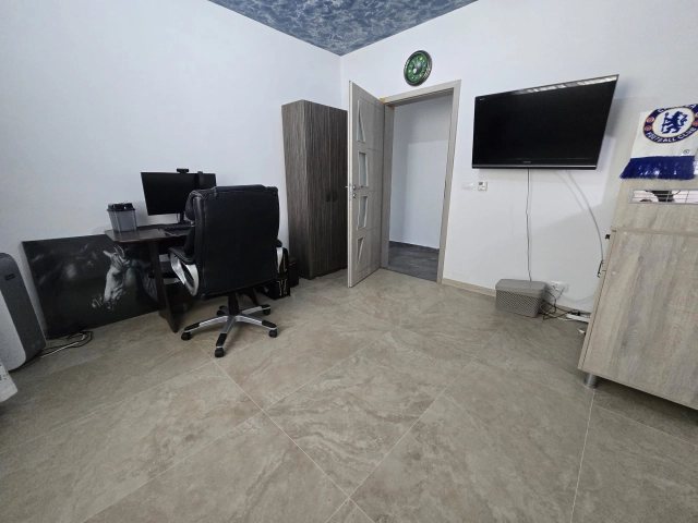 Apartament 5 camere - Visani
