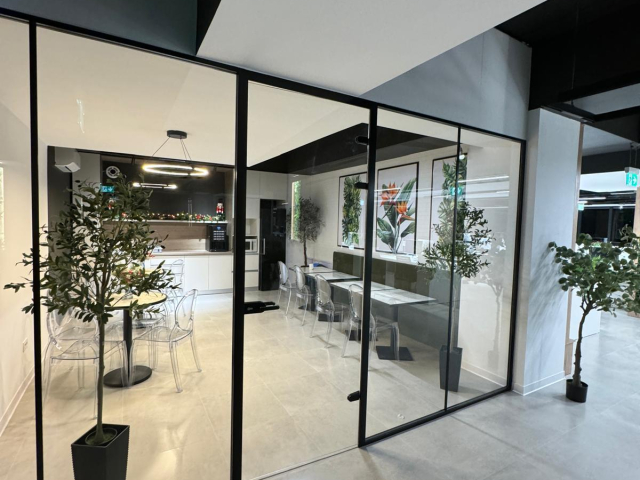 Spatiu comercial Metalurgie Blv Chimiei 406mp  161744