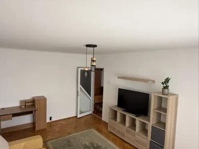 Nicolina apartament  50 mp, 2 camere,  decomandat, de inchiriat,  (Lidl) 162674