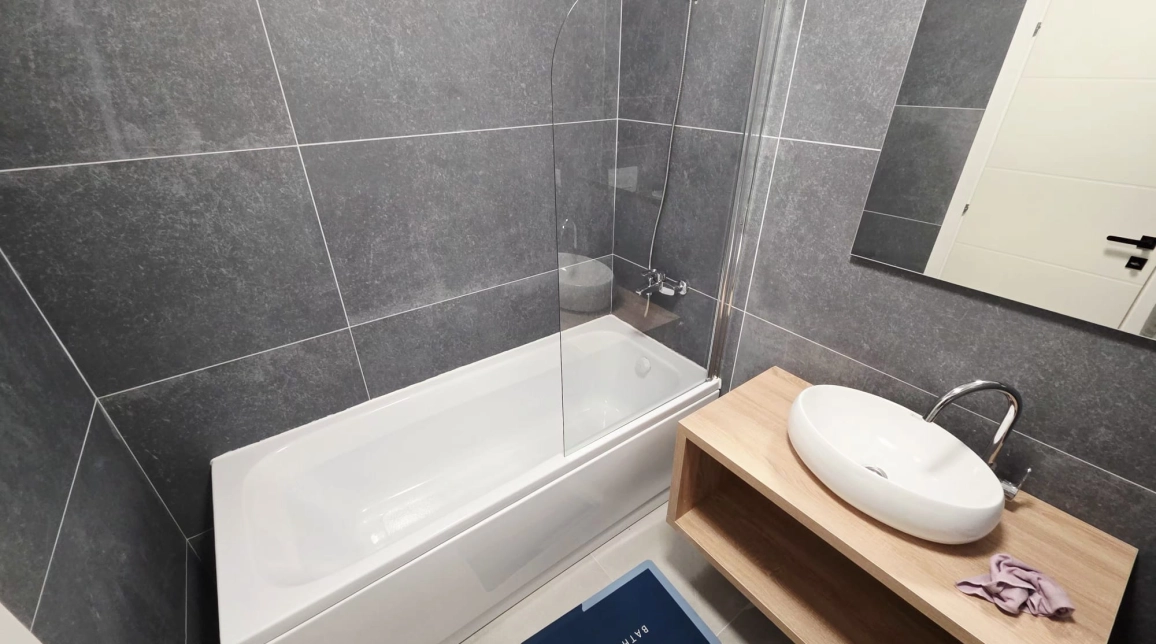 Oferta Apartament, 2 camere open-space, 52 mp, Copou, de inchiriat,  Copou Garden imagine 2
