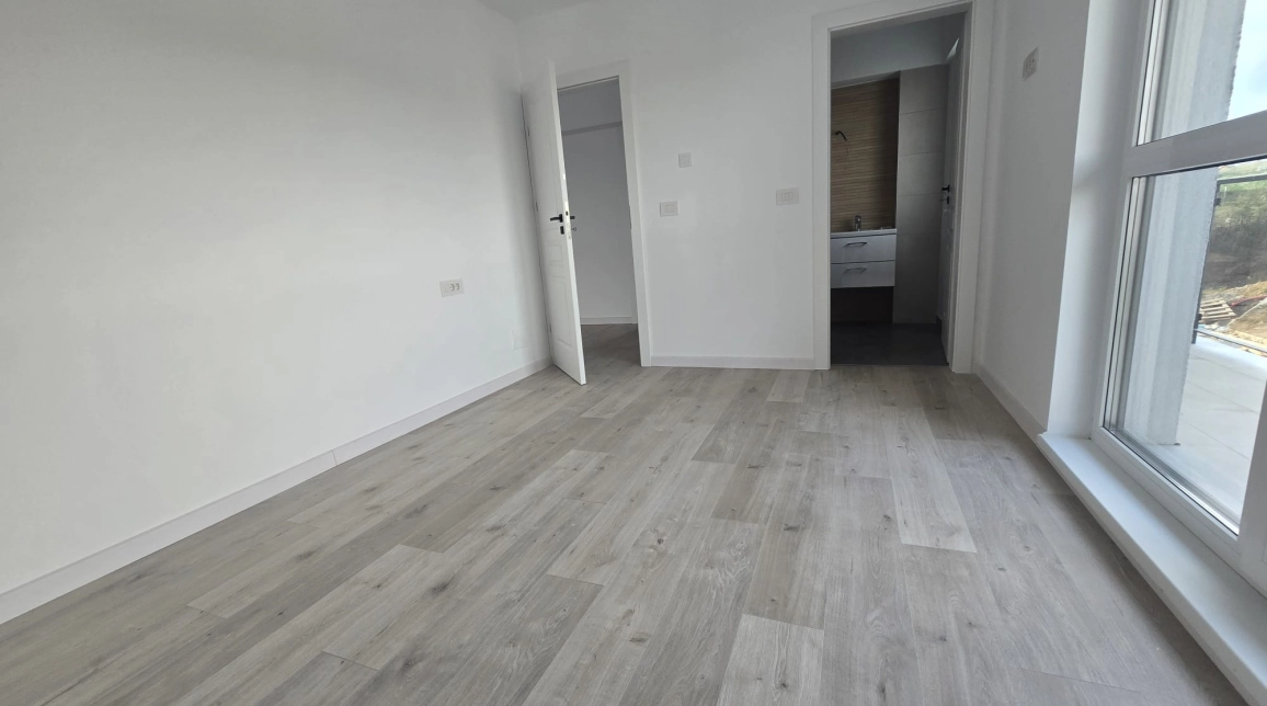 Oferta Apartament nou, 3 camere decomandat, 81 mp, Galata, de vanzare,  Platou Galata imagine 4