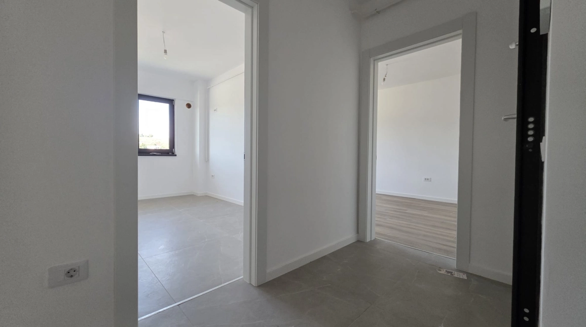 Oferta Visani apartament nou 41 mp, 1 camera, decomandat, de vanzare,  Visani - statia de autobuz imagine 2