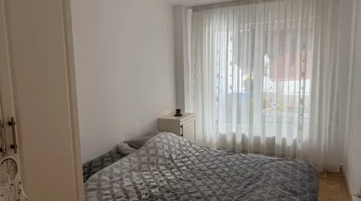 Oferta Apartament de vanzare, 3 camere, decomandat, 93 mp, Central,  Orhei imagine 2