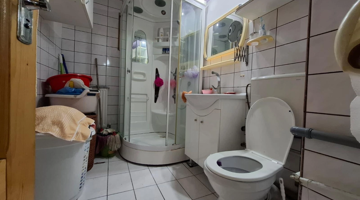 Oferta 3 camere, semidecomandat, 60 mp, de vanzare apartament in zona Nicolina,  Nicolina 2 imagine 8