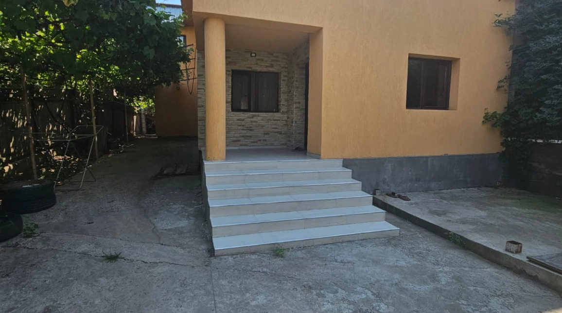 Oferta CUG casa 202 mp, 8 camere, de vanzare,   imagine 2