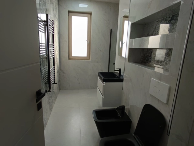 Apartament 4 camere - Valea Lupului