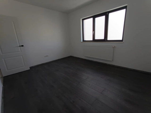 Apartament 4 camere - Valea Lupului