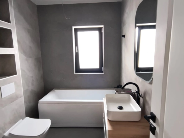 Apartament 4 camere - Valea Adanca