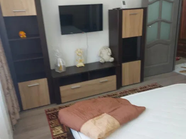 2 camere,  semidecomandat,  54 mp, de inchiriat apartament in zona Maratei,  (Piata Maratei) 162273