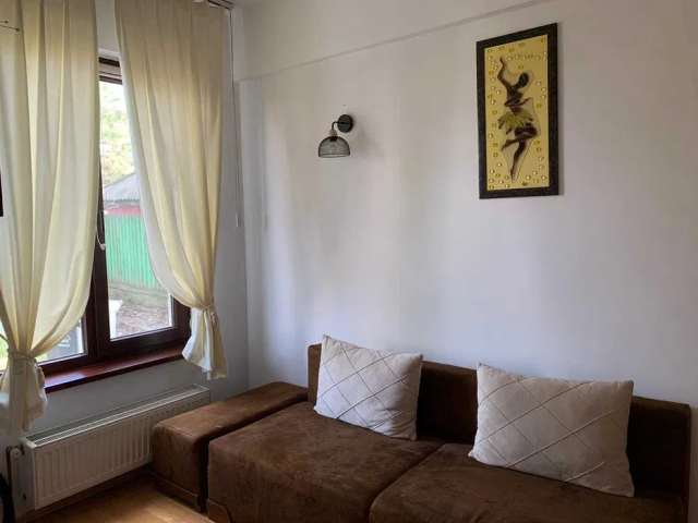 Vila, 3 camere, 750mp, Tatarasi, de inchiriat,  (Kaufland ) 163216