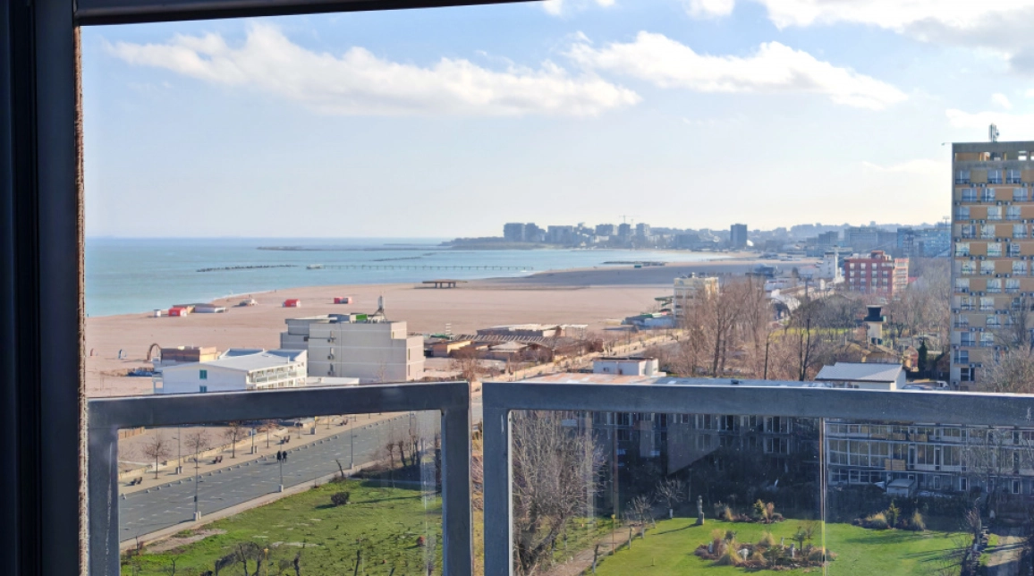 Oferta 7 camere, decomandat, 383 mp, de vanzare apartament nou in zona Mamaia Centru,  IAKI, WIDA imagine 40