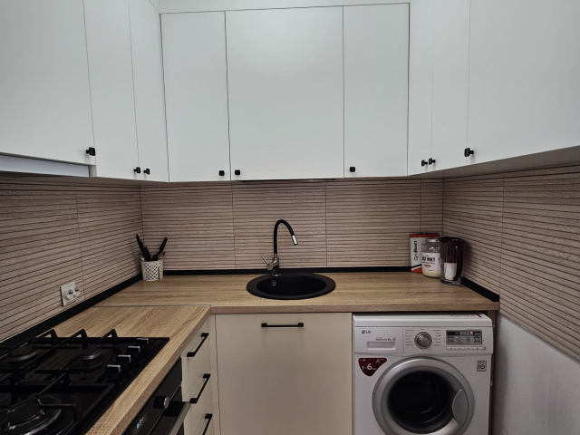 De vanzare apartament, 2 camere,  nedecomandat,  50 mp, Alexandru cel Bun,  (Liceul Miron Costin) 162307