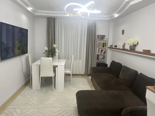 De vanzare apartament, 3 camere,  decomandat,  84 mp, Maratei,  (Alimentara 28) 162342
