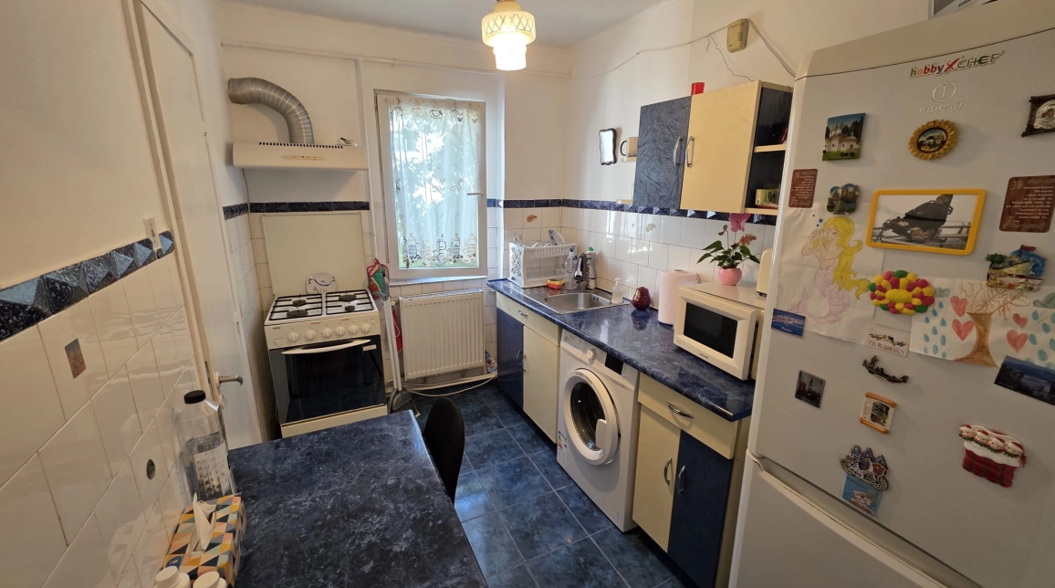Oferta Apartament, 2 camere semidecomandat, 52 mp, Podu Ros, de vanzare imagine 4