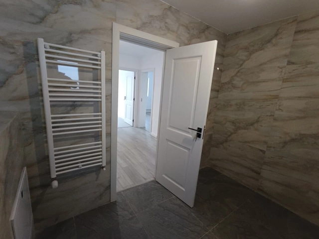 Apartament 4 camere - Valea Lupului