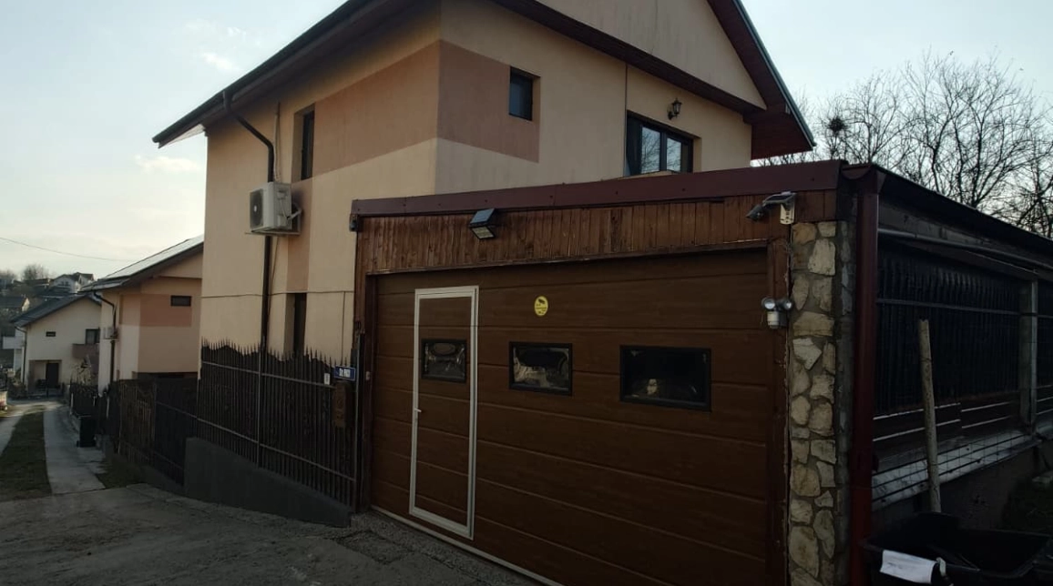 Oferta Casa, 3 camere , 93 mp, Miroslava, de vanzare,  900m de Family Market imagine 1