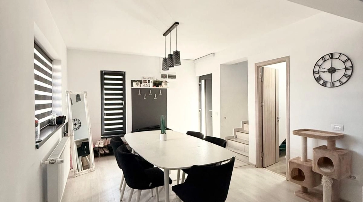 Oferta De vanzare casa, 4 camere, 127 mp, Miroslava,  dupa stadion imagine 5