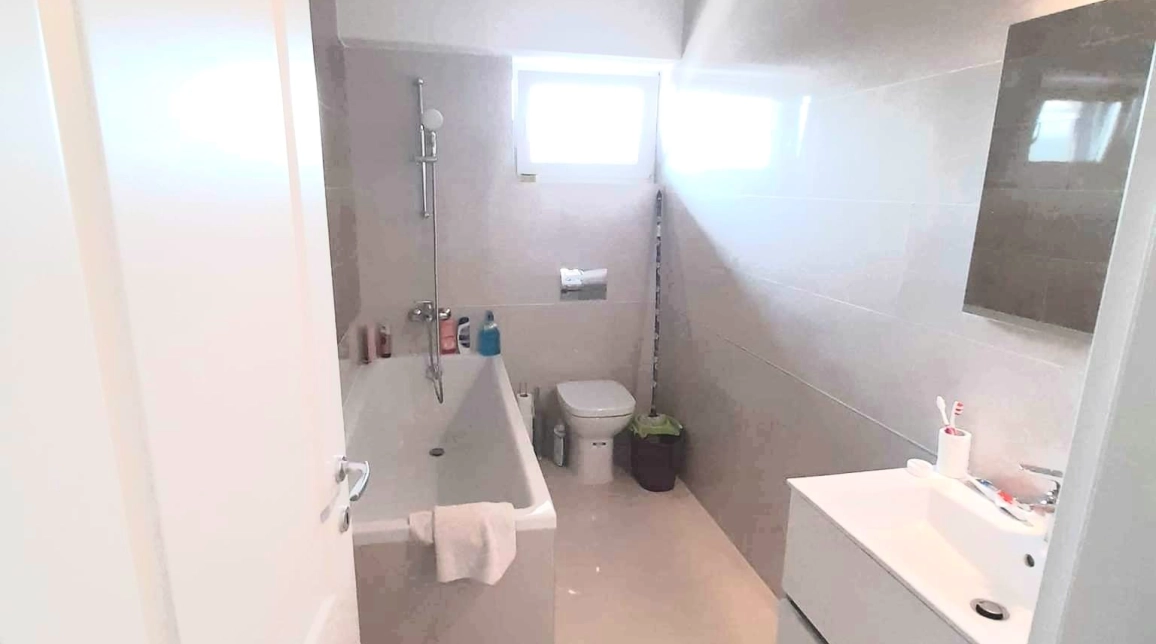 Oferta Apartament, 2 camere decomandat, 50 mp, Tatarasi, de inchiriat,  complex Evergreen imagine 7
