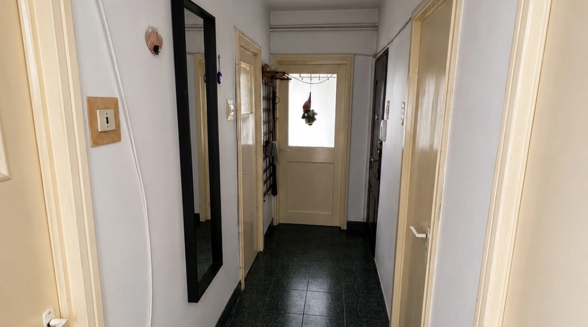 Oferta Apartament de vanzare, 3 camere, semidecomandat, 65 mp, Podu Ros,  Sensul Giratoriu imagine 9