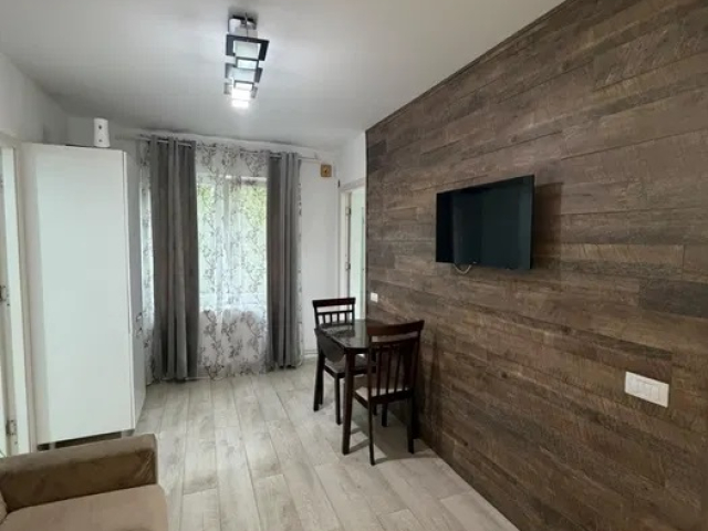 2 camere,  nedecomandat,  33 mp, de vanzare apartament in zona Tatarasi,  (Carrefour Express) 163088