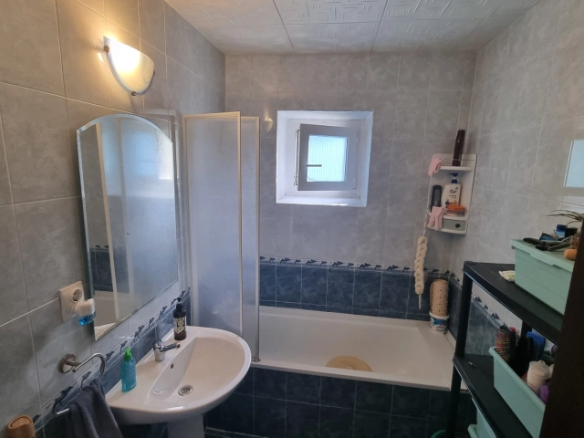 Apartament 3 camere - Frumoasa