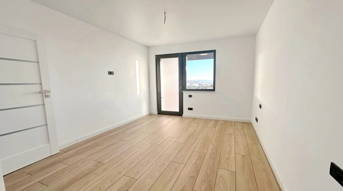 Oferta De vanzare casa, 4 camere, 120 mp, Miroslava,  Alin Automobile imagine 11