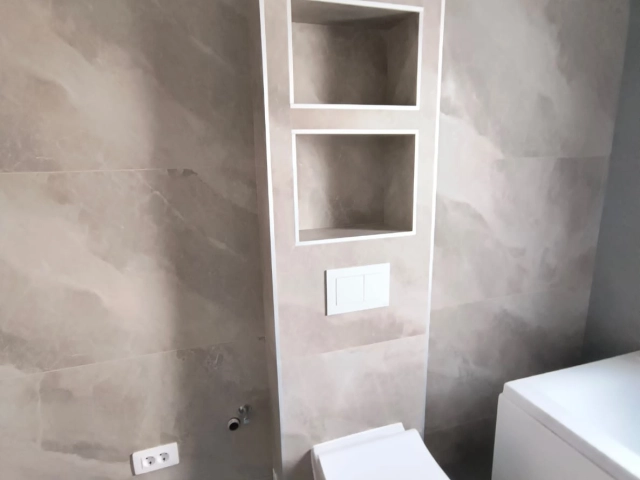 Apartament 4 camere - Valea Adanca