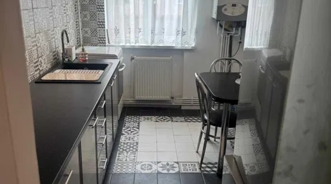 Oferta Apartament, 2 camere decomandat, 55 mp, Precista, de inchiriat imagine 3