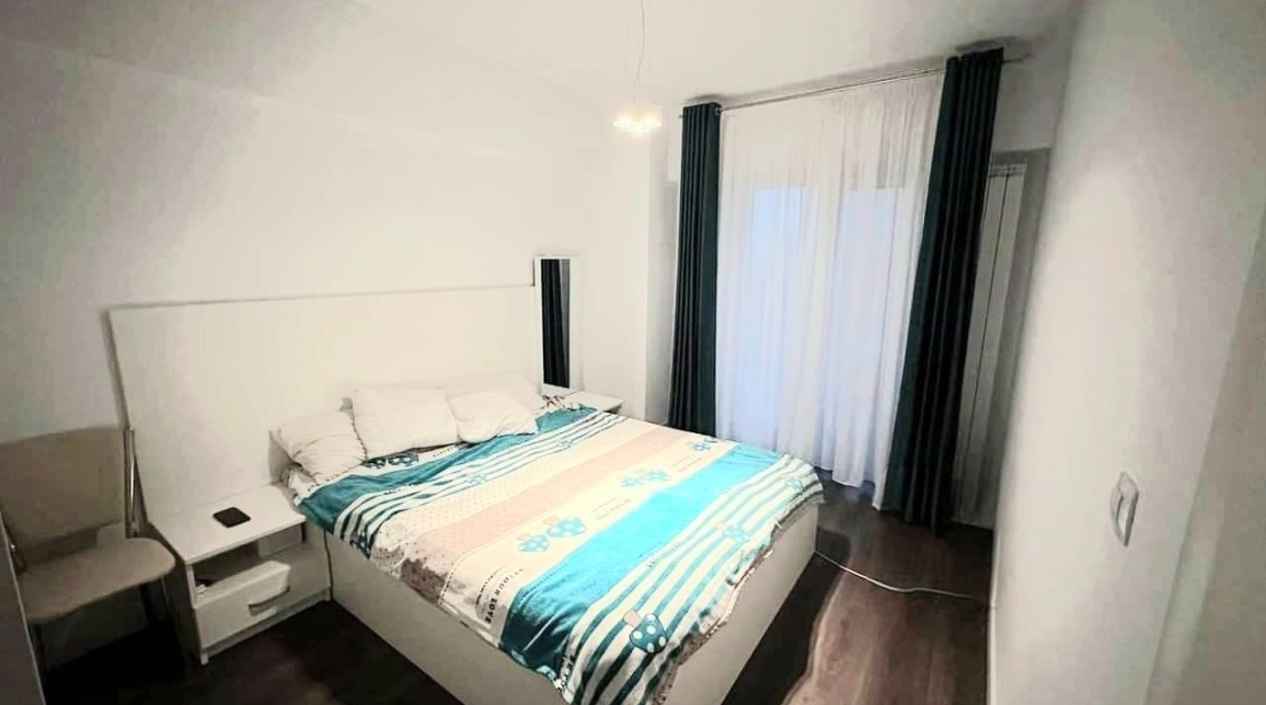 Oferta Apartament, 2 camere decomandat, 50 mp, Tatarasi, de inchiriat,  complex Evergreen imagine 1