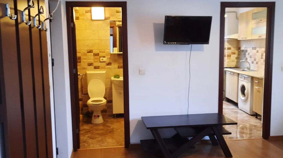 Oferta Central apartament 45 mp, 2 camere, semidecomandat, de inchiriat,  Pallas Campus imagine 4