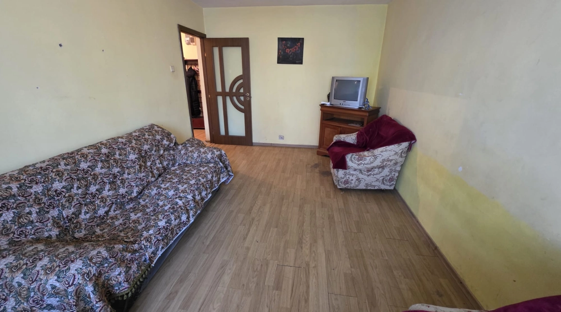 Oferta Dacia apartament 57 mp, 3 camere, decomandat, de vanzare imagine 1