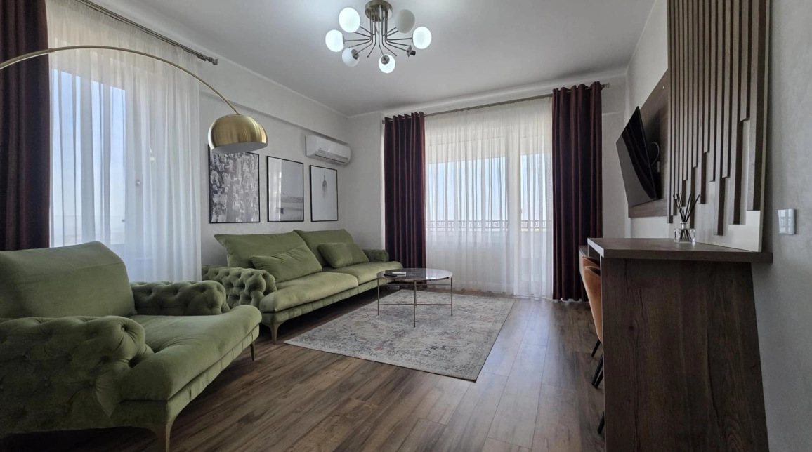 Oferta Copou apartament 90 mp, 3 camere, decomandat, de vanzare,   Complex Royal Town imagine 3