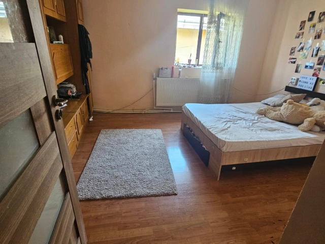 Apartament 8 camere - CUG