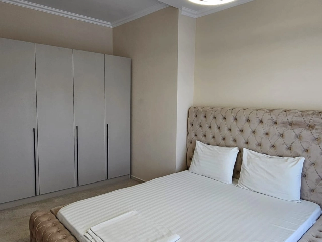 Apartament 3 camere - Tatarasi