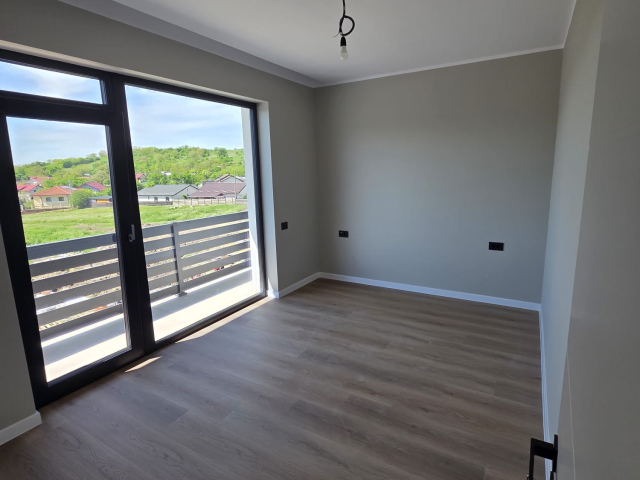 5 camere,  140mp, de vanzare vila in zona Miroslava,  (Cresa Miroslava) 163408