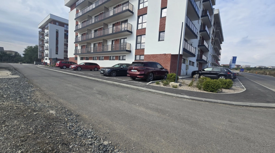 Oferta De vanzare apartament nou, 3 camere, decomandat, 80 mp, Galata,  Cartier de blocuri noi pe Platoul Galata imagine 4