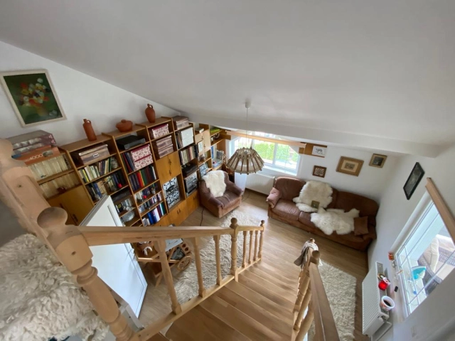Apartament 4 camere - Bucium