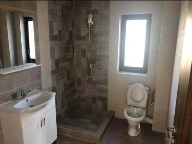 Apartament 3 camere - Miroslava