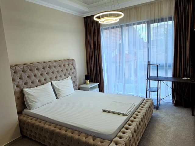 Apartament 3 camere - Tatarasi