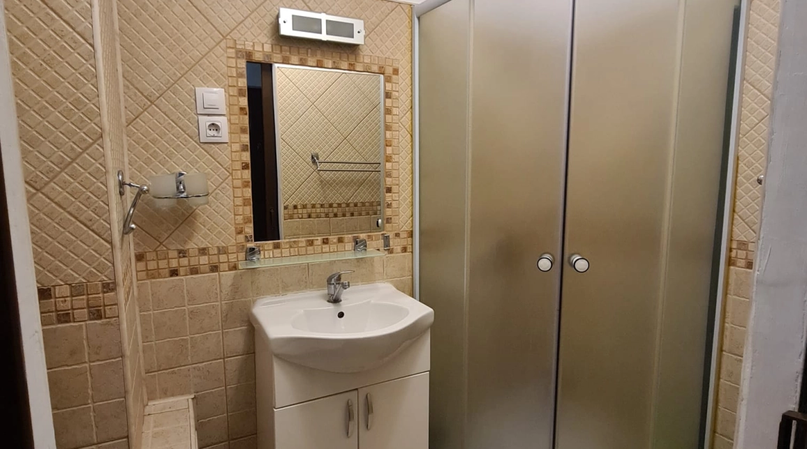 Oferta Apartament de inchiriat, 1 camera, decomandat, 34 mp, Podul de Fier imagine 4