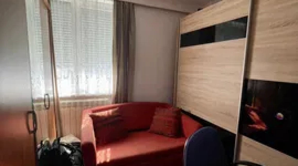 Oferta Apartament, 3 camere decomandat, 49 mp, Darmanesti, de vanzare imagine 3
