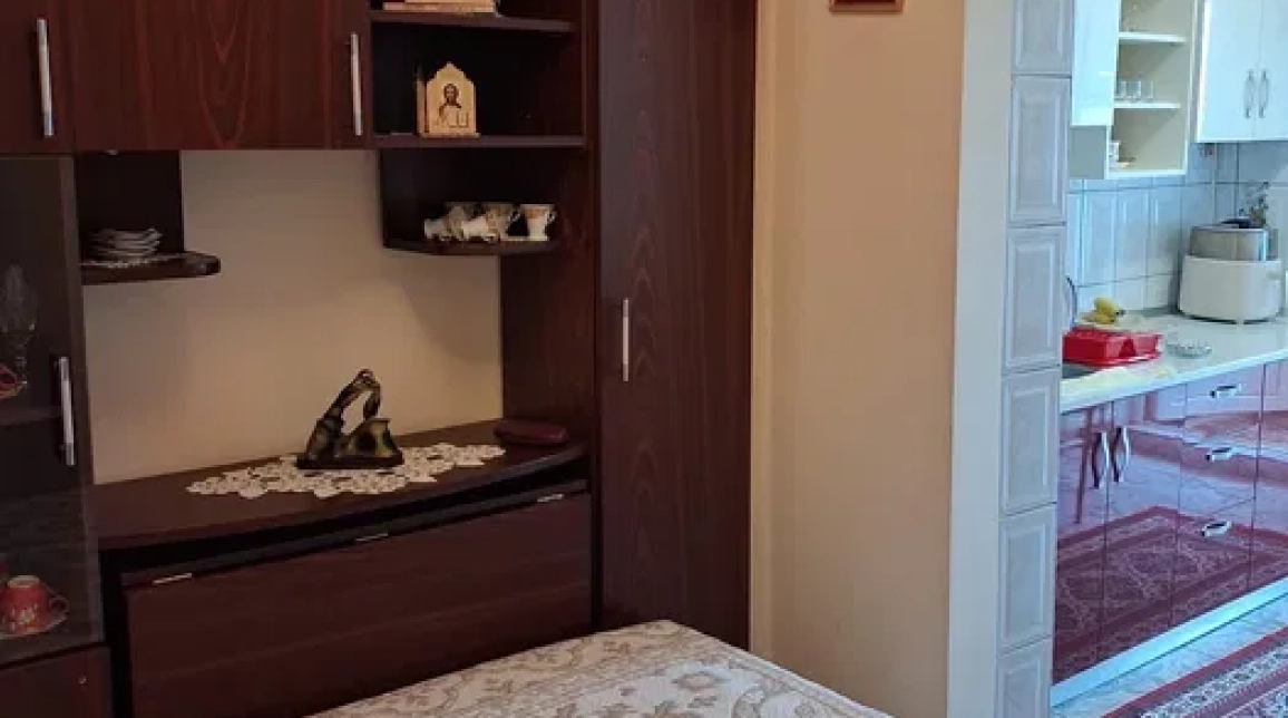 Oferta Garsoniera de vanzare, 44 mp, Calea Romanului,  OMV imagine 4