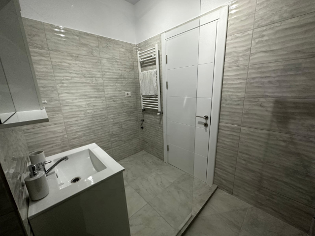 Apartament de vanzare, 2 camere,  semidecomandat,  52 mp, Ozana,   163355