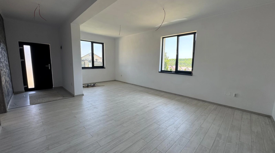 Oferta De vanzare casa, 4 camere, 90 mp, Valea Adanca,  Valea Adanca (5 drumuri) imagine 2